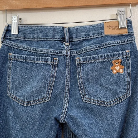 ABERCROMBIE & FITCH Low Rise Baggy Wide Leg Jeans Girls Size 9/10 Short Bear Kid - Picture 4 of 9